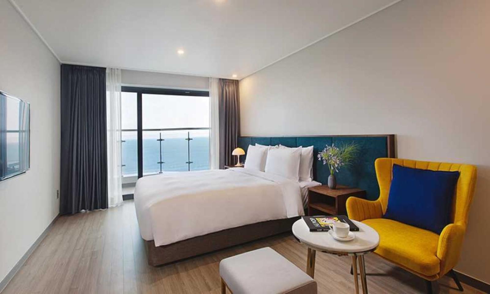 Busan Yeongmu Parade Hotel Haeundae Beach Екстер'єр фото