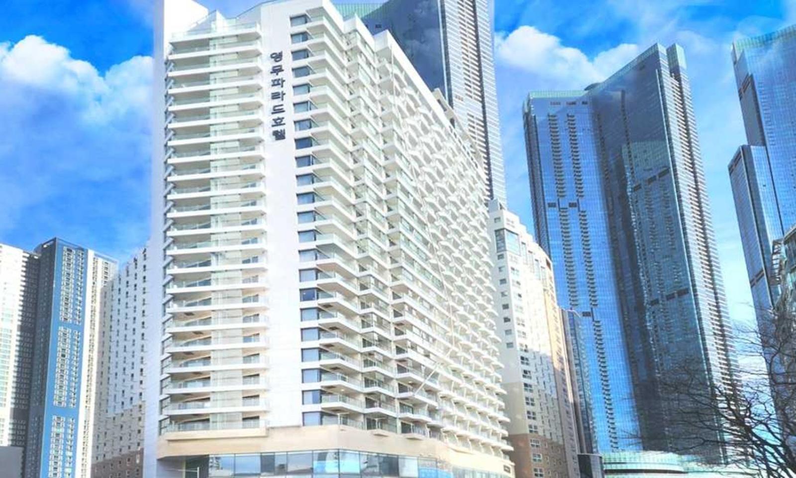 Busan Yeongmu Parade Hotel Haeundae Beach Екстер'єр фото