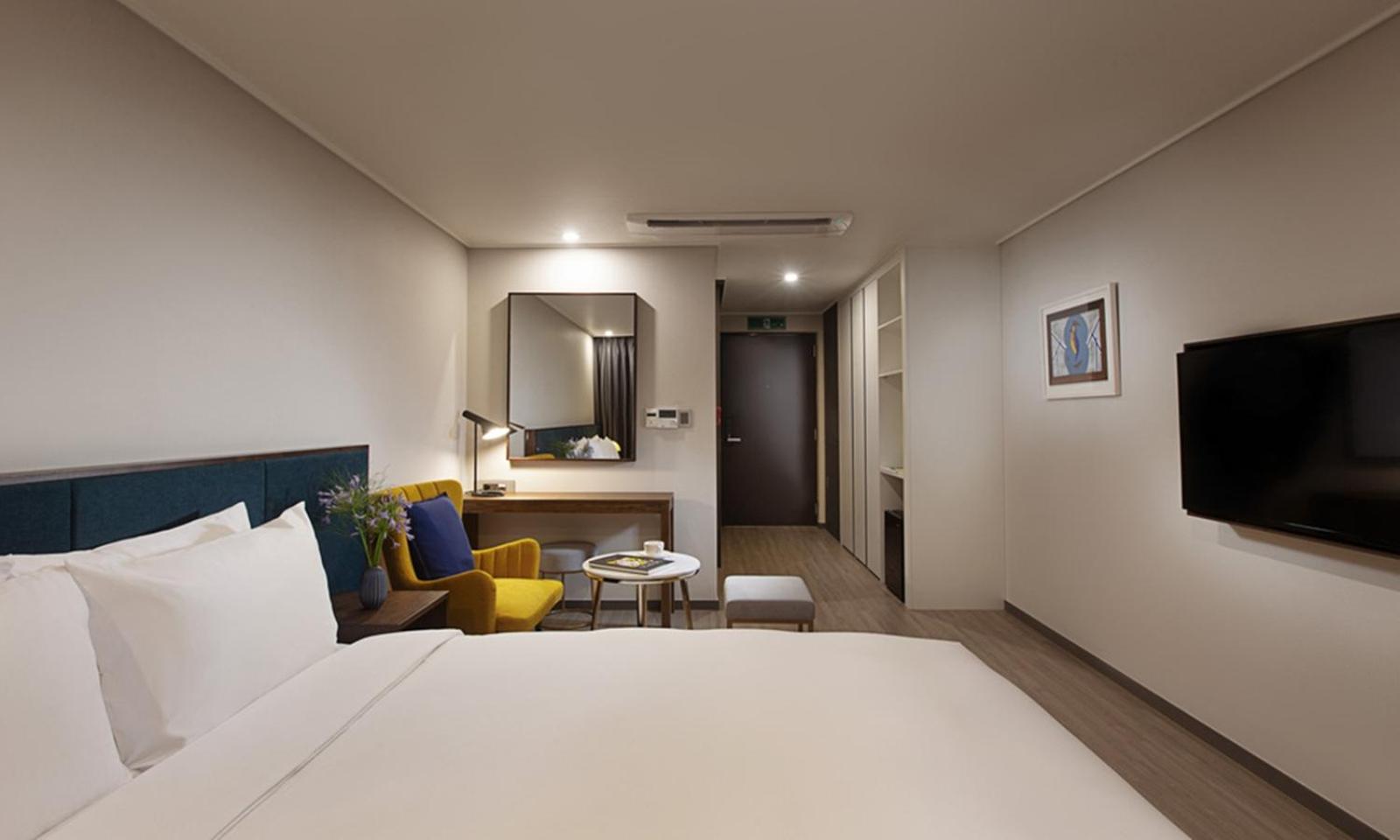 Busan Yeongmu Parade Hotel Haeundae Beach Екстер'єр фото